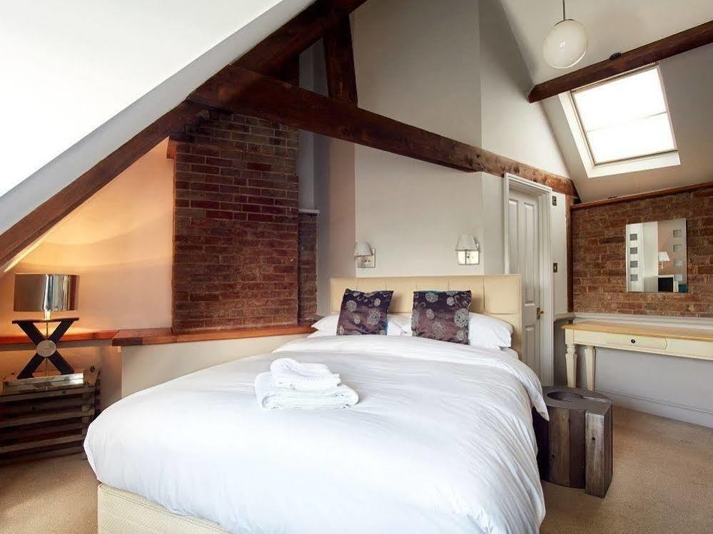 The George Inn Robertsbridge Eksteriør bilde